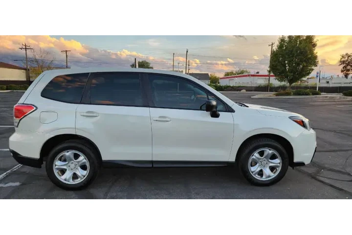 $14400 : 2018 Forester 2.5i image 10