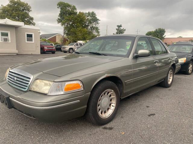 $3495 : 2000 Crown Victoria LX image 3