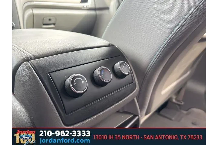 $10602 : Chevrolet Traverse 2017 LS 4 image 10