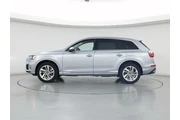$38998 : Audi Q7 2023 AWD quattro Pre thumbnail