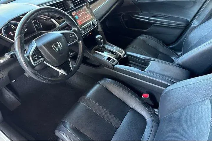 $16989 : Honda Civic 2020 EX-L 4dr Se image 5
