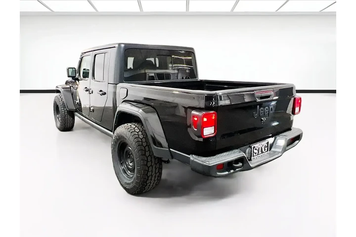 $25998 : Jeep Gladiator 2022 4x4 Will image 1