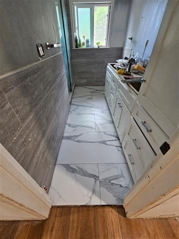 Experienced Tile Installer. image 2