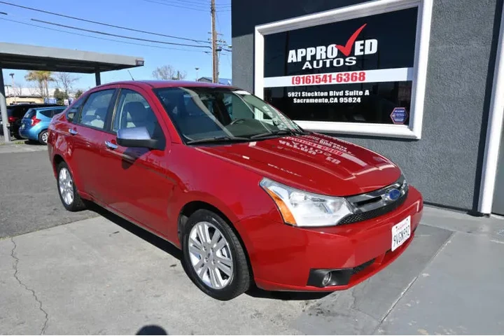 $4998 : 2011 Focus SEL image 1