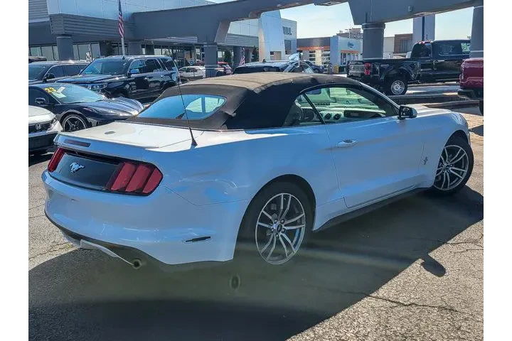 $17880 : Ford Mustang 2015 EcoBoost P image 8