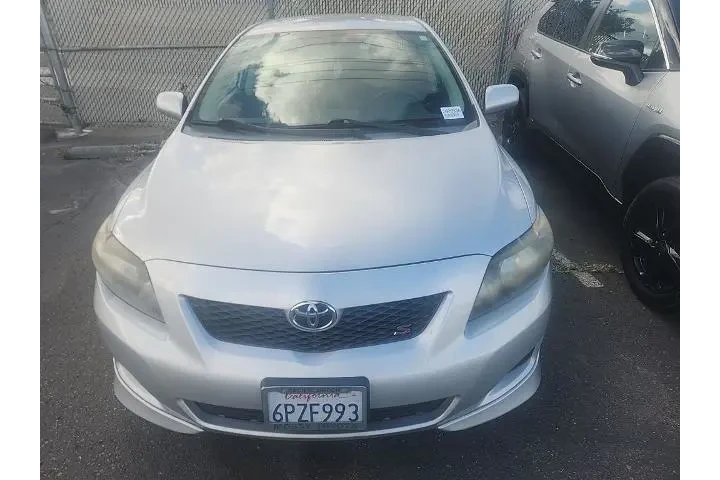 $8991 : Toyota Corolla 2010 S 4dr Se image 2