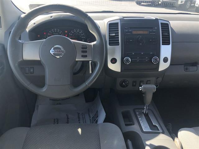 $9500 : PRE-OWNED 2010 NISSAN FRONTIE image 10