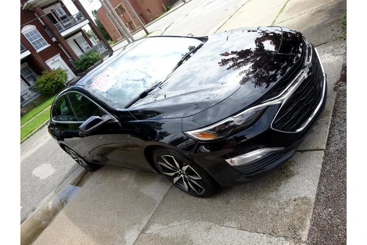 $11900 : 2020 Malibu 4dr Sdn RS image 3