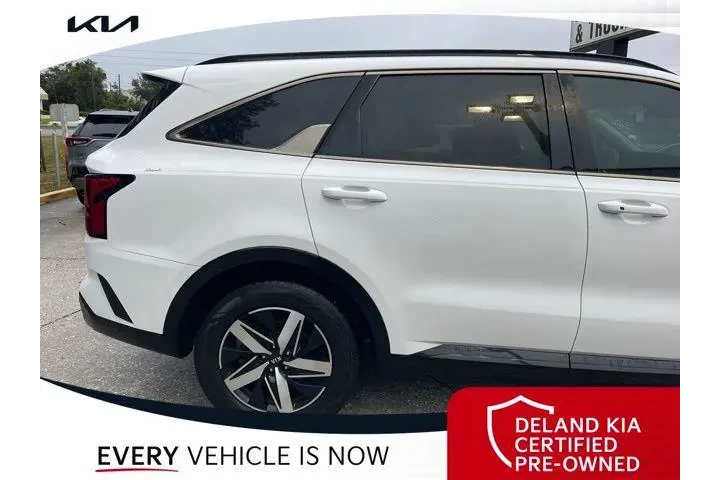 $21475 : Kia Sorento 2021 EX 4dr SUV image 9
