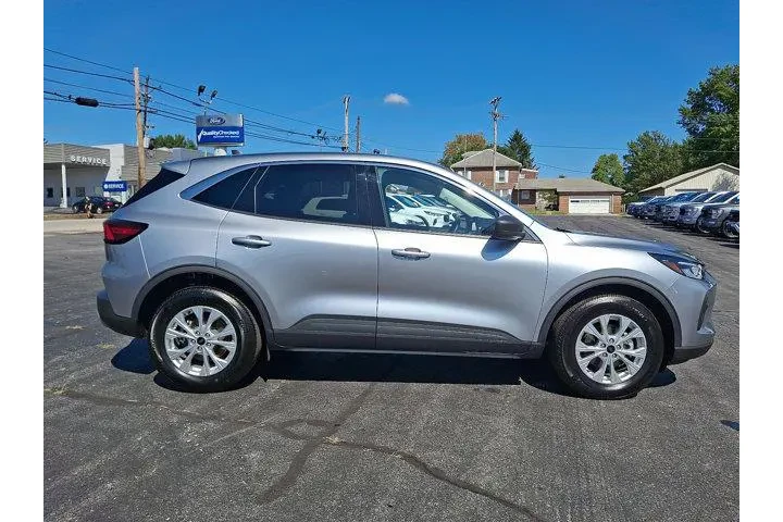 $24551 : Ford Escape 2024 AWD Active image 8