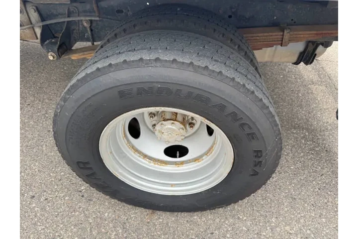 $20990 : 2012 E-Series E-450 SD image 10