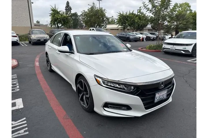 $25500 : Honda Accord 2020 Sport 4dr image 4