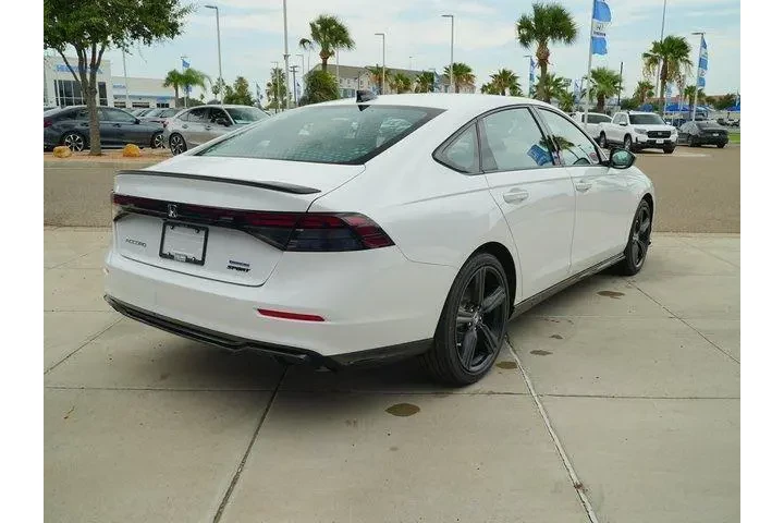 $30488 : Honda Accord Hybrid 2025 Spo image 5