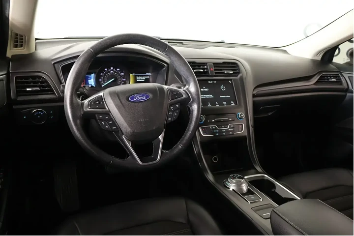 $16439 : Ford Fusion 2018 SE 4dr Seda image 4