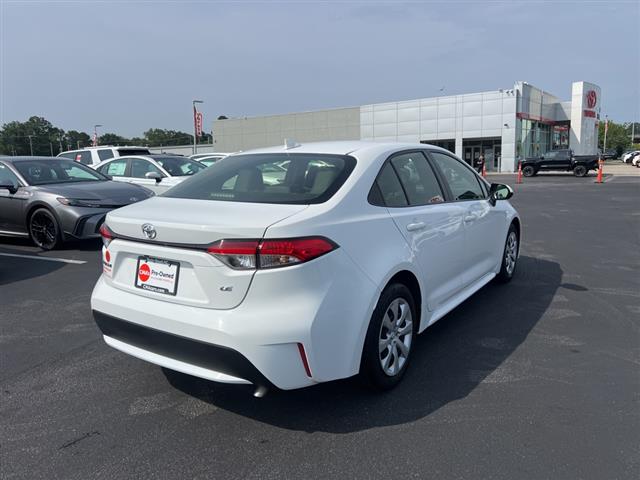 $19490 : PRE-OWNED 2022 TOYOTA COROLLA image 7