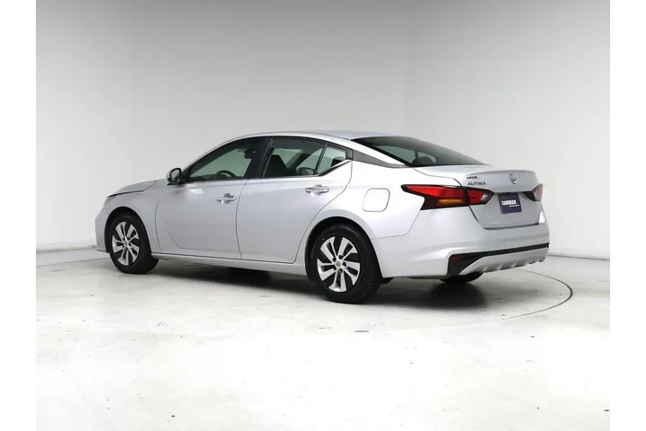 $18998 : Nissan Altima 2023 2.5 S 4dr image 2