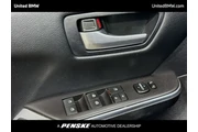 $8960 : Toyota Camry 2016 SE 4dr Sed thumbnail