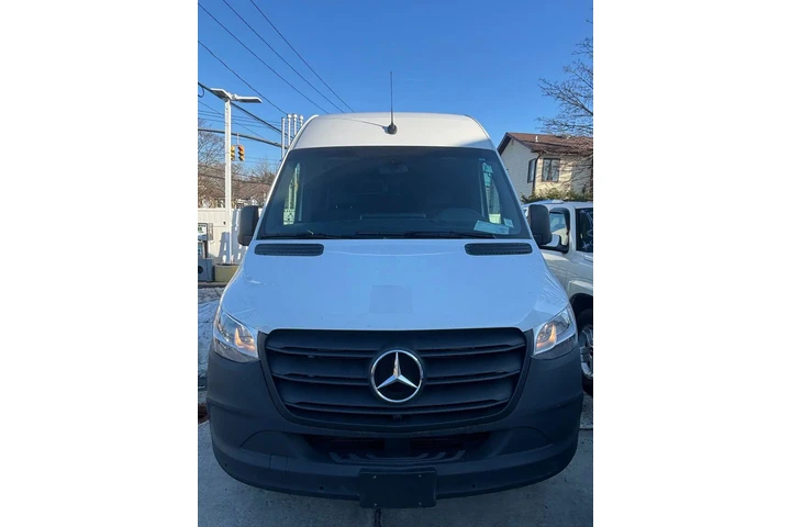 $35898 : Mercedes-Benz Sprinter 2023 image 1