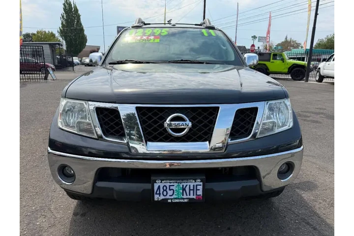$12995 : 2011 Frontier SL image 6