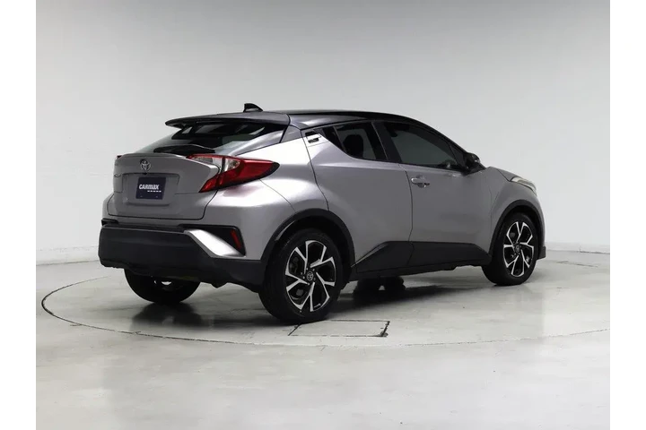 $16998 : Toyota C-HR 2019 XLE 4dr Cro image 8