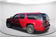 $13990 : Pre-Owned 2012 Yukon XL Denali thumbnail