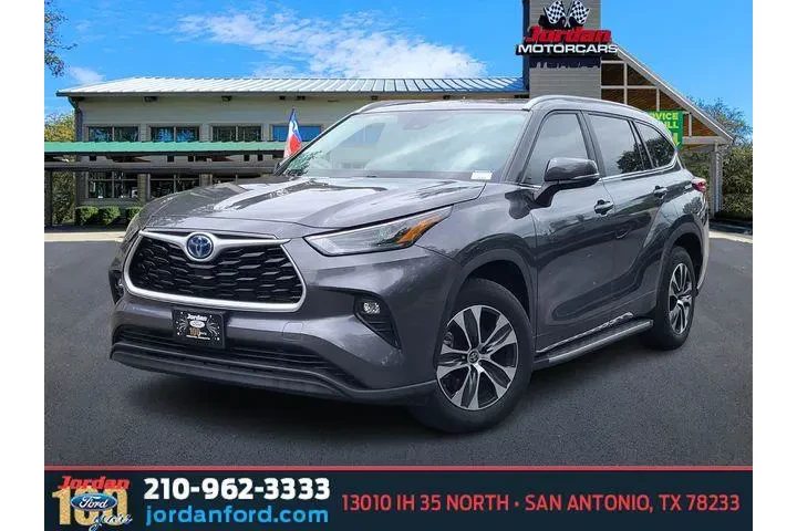 $39581 : Toyota Highlander Hybrid 202 image 1
