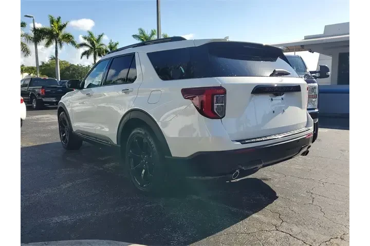 Ford Explorer 2023 ST-Line 4 image 4