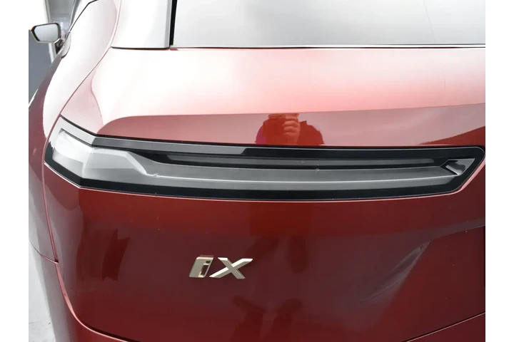 $29395 : BMW iX 2022 AWD xDrive50 4dr image 7