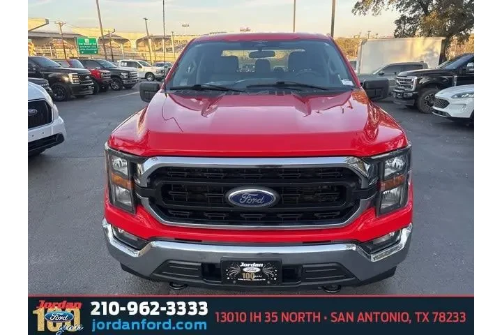 $34950 : Ford F-150 2023 4x4 XLT 4dr image 2