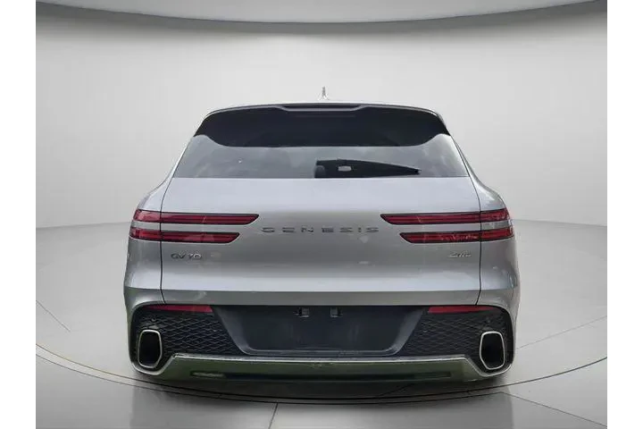 $38971 : Genesis GV70 2024 AWD 2.5T S image 5