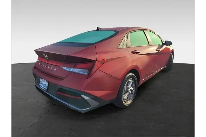 $19995 : Hyundai ELANTRA 2025 SE 4dr image 4