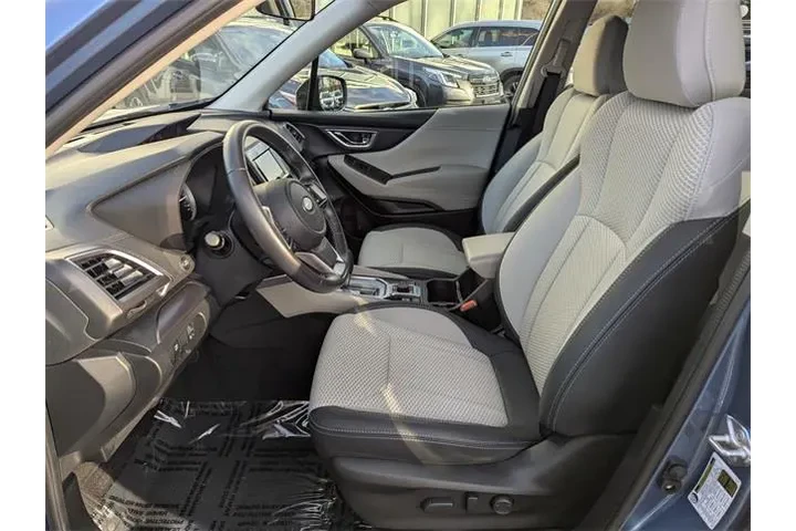 $27985 : Subaru Forester 2023 AWD Pre image 7