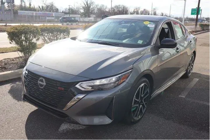 $19271 : Nissan Sentra 2025 SR 4dr Se image 9