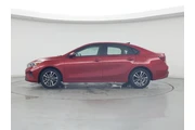 $16998 : Kia Forte 2024 LXS 4dr Sedan thumbnail