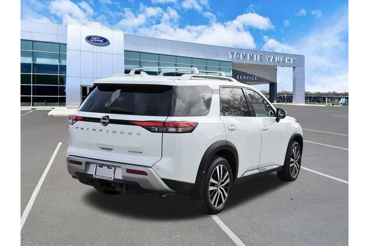 $39739 : Nissan Pathfinder 2025 Plati image 3