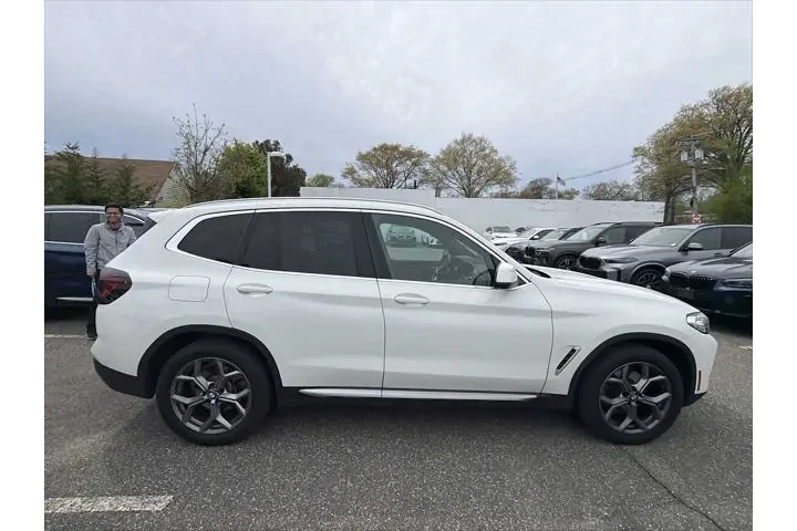 $37943 : BMW X3 2023 AWD xDrive30i 4d image 3
