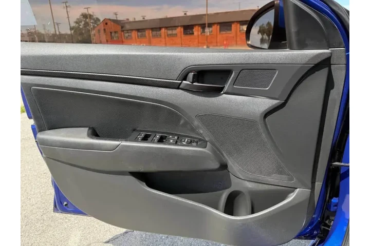 $19995 : 2020 Elantra Sport image 7