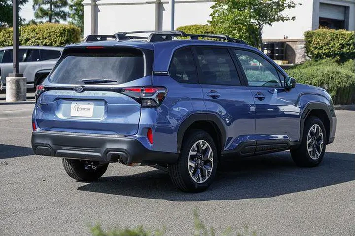 $32998 : Subaru Forester 2026 AWD Pre image 5