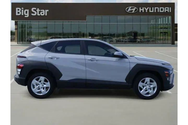 $24213 : Hyundai KONA 2026 SE 4dr SUV image 5