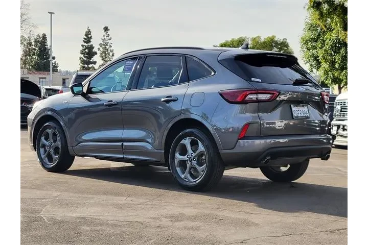 $23900 : Ford Escape 2023 AWD ST-Line image 2