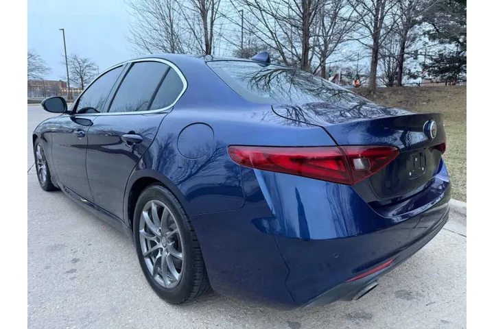 $14995 : 2017 Alfa Romeo Giulia image 5