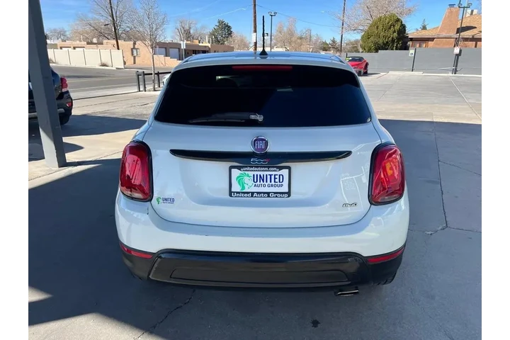 2017 500x Lounge AWD image 6