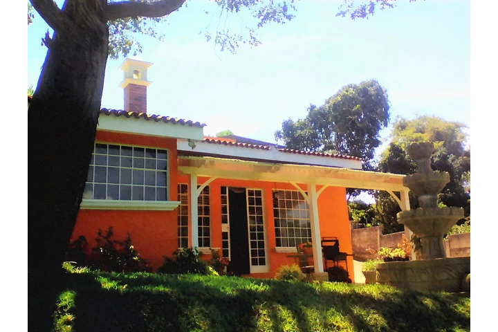 $1800 : Se alquila habitación amueblad image 5
