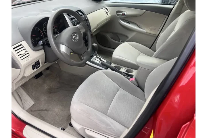 $7900 : 2010 Corolla LE image 9