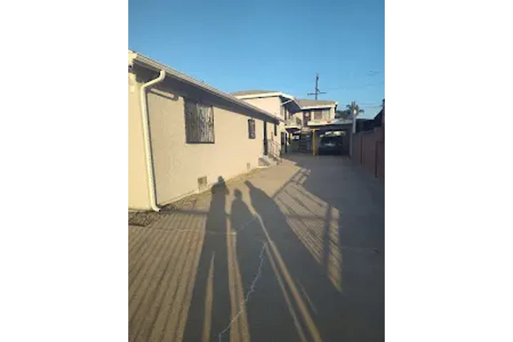 HUNTINGTON PARK RENTO CASA image 6