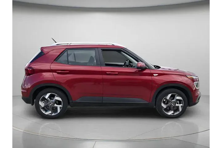 $21796 : Hyundai VENUE 2025 Limited 4 image 5