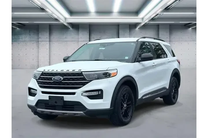 $18795 : Ford Explorer 2021 AWD XLT 4 image 1