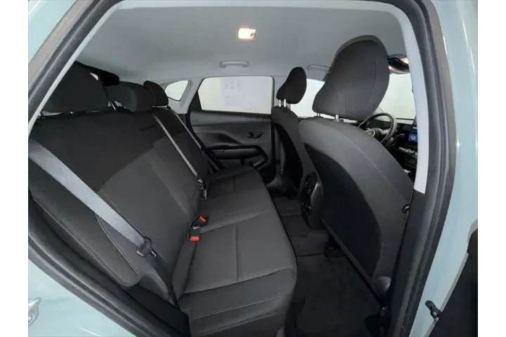 $23995 : Hyundai KONA 2024 AWD SEL 4d image 5