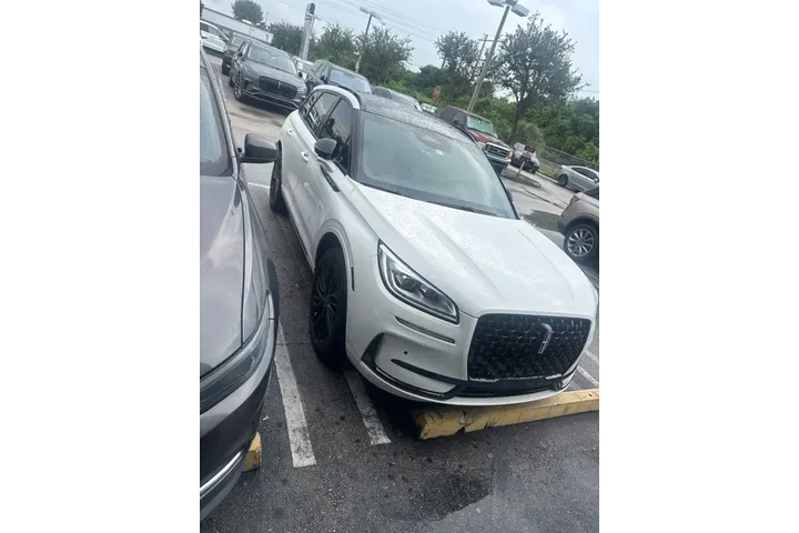 $35990 : Lincoln Corsair 2024 Reserve image 2