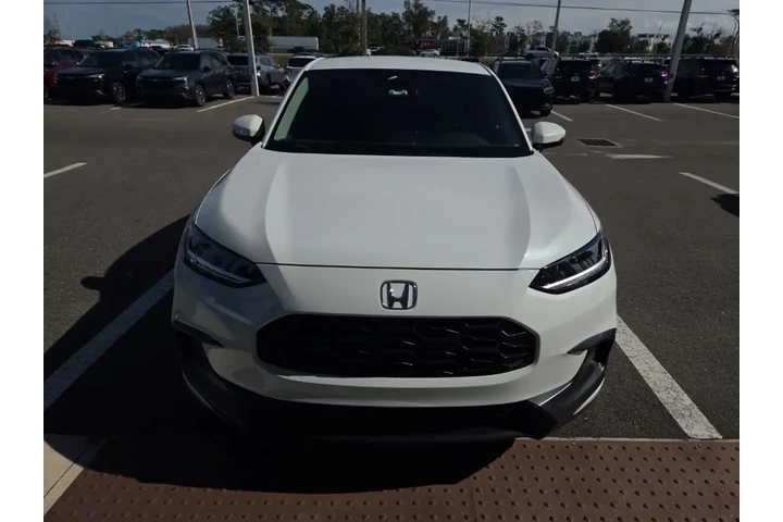 $21742 : Honda HR-V 2024 LX 4dr Cross image 2